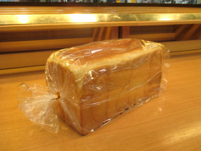 明智　ベーカリーエビスヤ